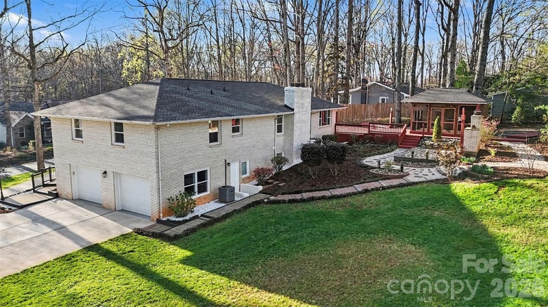 14921 August Ln, Charlotte, NC 28227