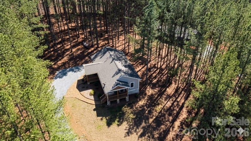 386 Sunset Dr #14, Mill Spring, NC 28756