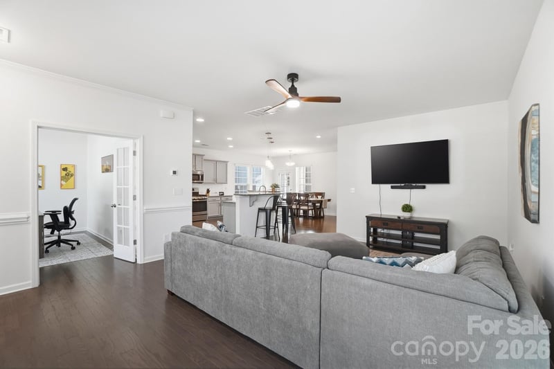 6078 Cloverdale Dr, Tega Cay, SC 29708