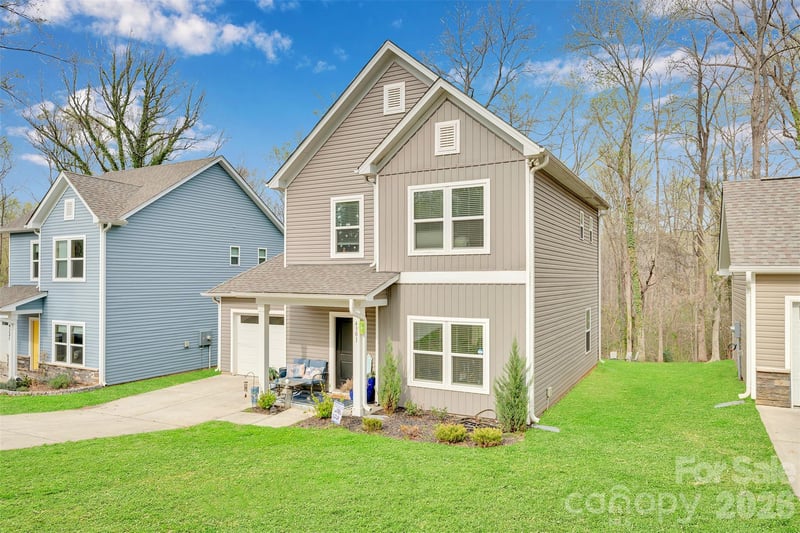 4301 Grove St, Charlotte, NC 28269