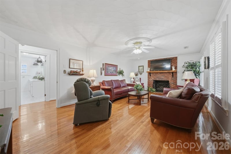 6999 Nc 10 Hw, Vale, NC 28168