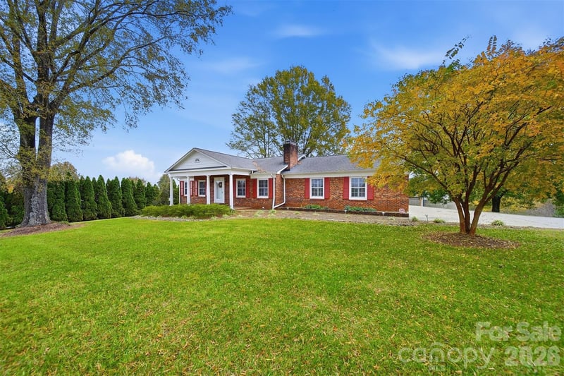 6999 Nc 10 Hw, Vale, NC 28168