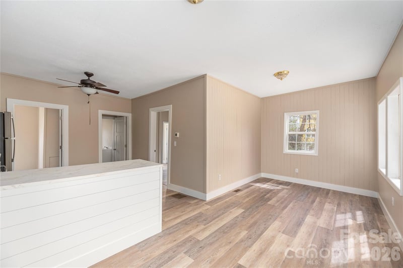 448 Sand Hill Rd, Asheville, NC 28806