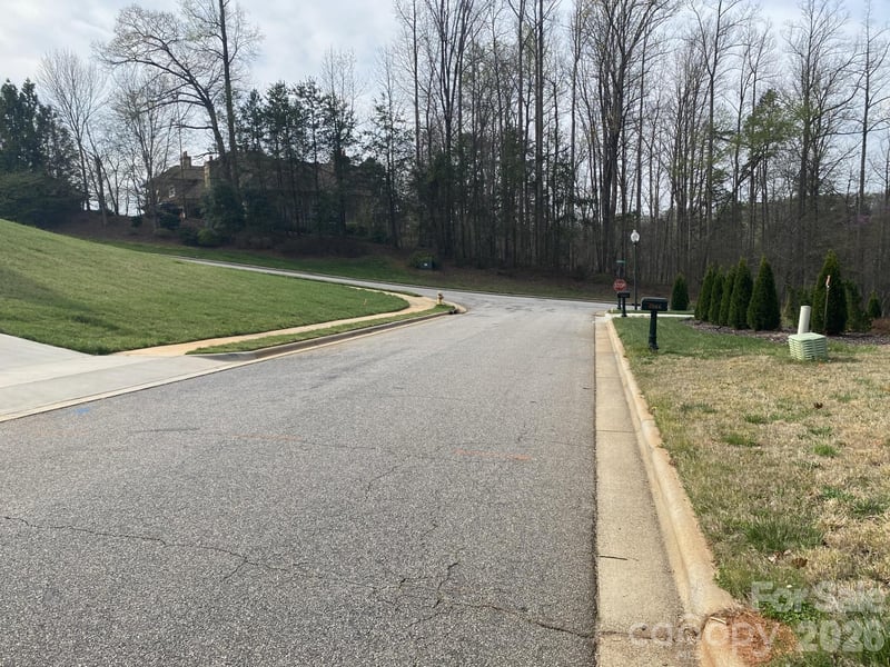 4075 Bob Jones Dr #29, Conover, NC 28613