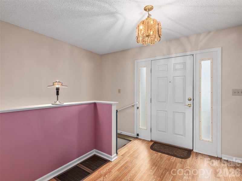 20 Cedarcliff Cir, Asheville, NC 28803