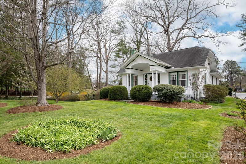 1126 4th Ave, Hendersonville, NC 28739