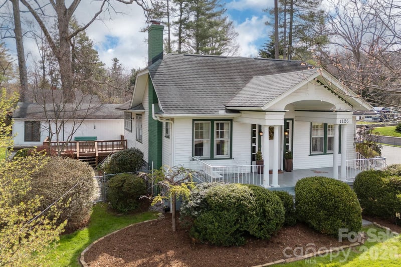 1126 4th Ave, Hendersonville, NC 28739
