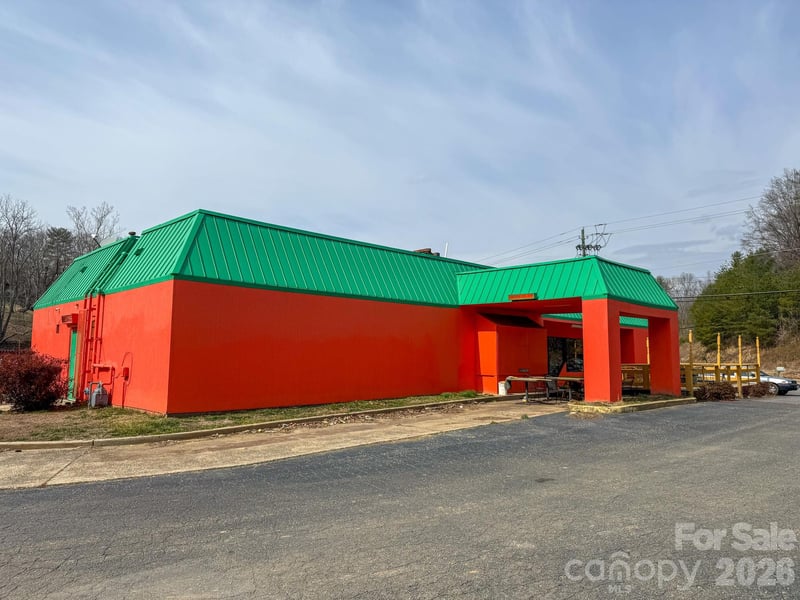 1297 Tunnel Rd, Asheville, NC 28805