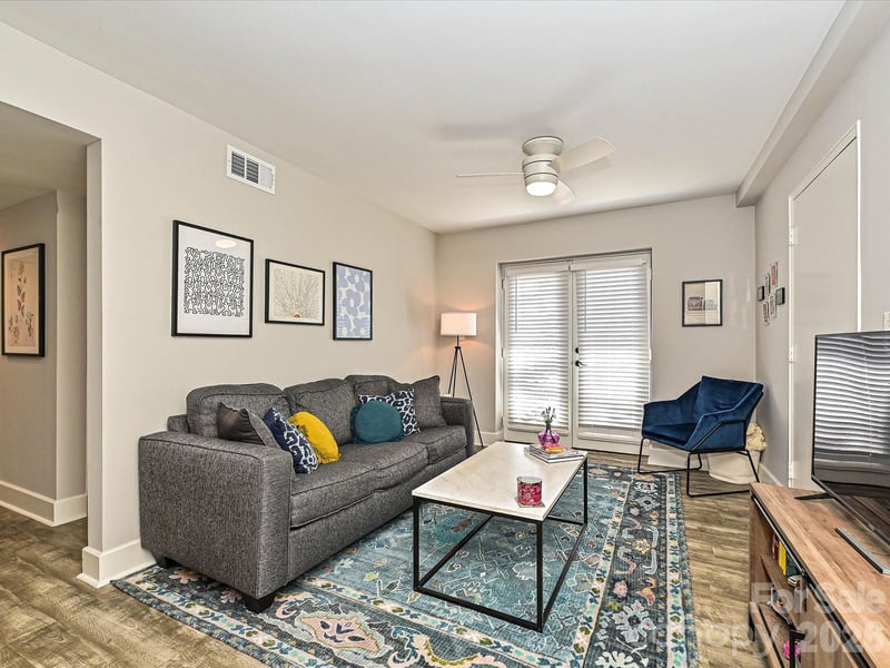 201 Dotger Ave #C9, Charlotte, NC 28207