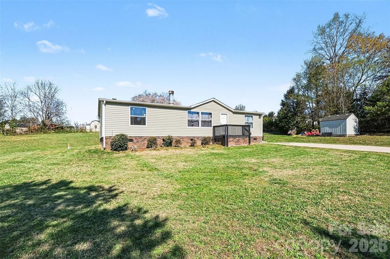4106 Olga Ct, Dallas, NC 28034