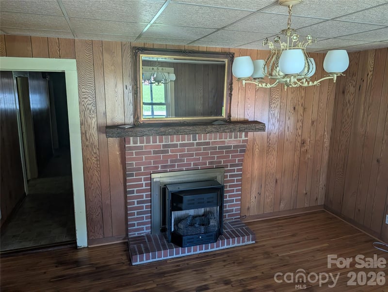 303 2nd St, Stanley, NC 28164