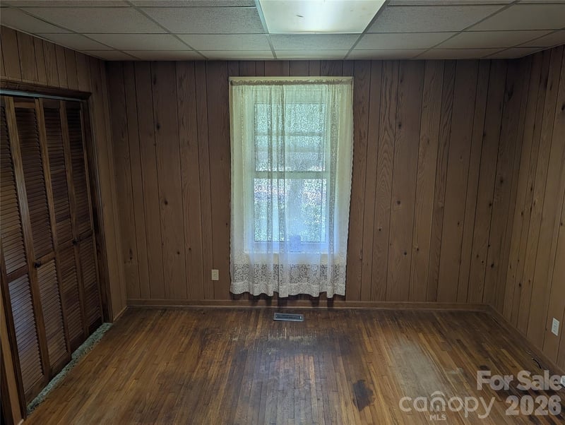 303 2nd St, Stanley, NC 28164