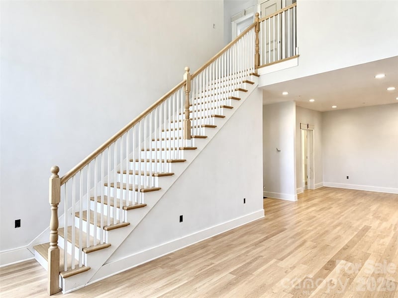 366 Mistletoe Trl, Hendersonville, NC 28791