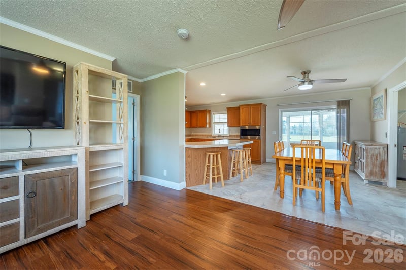 181 High Valley Estates Dr, Alexander, NC 28701