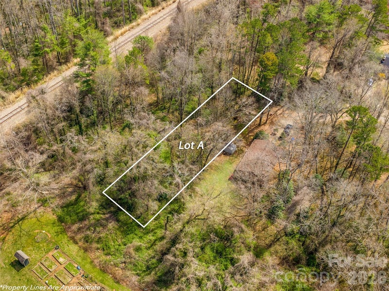 99999 Summit Ave #A & B, Asheville, NC 28803