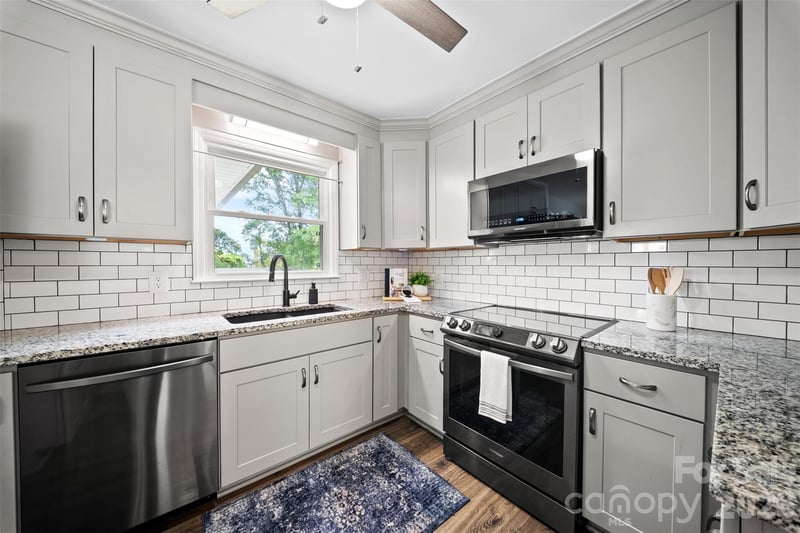 3832 Elkwood Ct, Concord, NC 28025