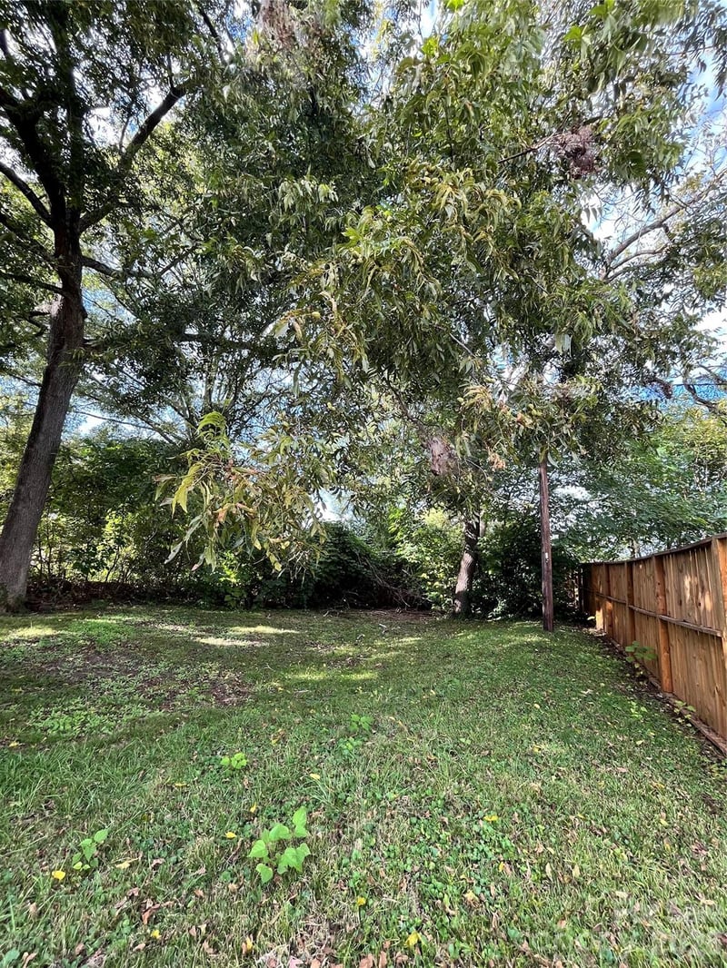107 Georgia Ave, Bessemer City, NC 28016