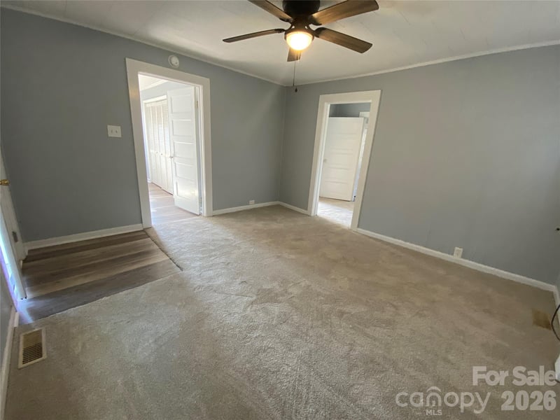 1521 Davidson Ave, Gastonia, NC 28052