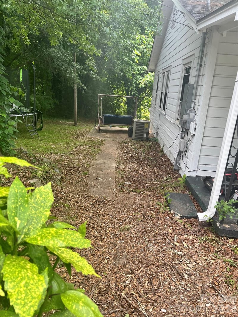1521 Davidson Ave, Gastonia, NC 28052
