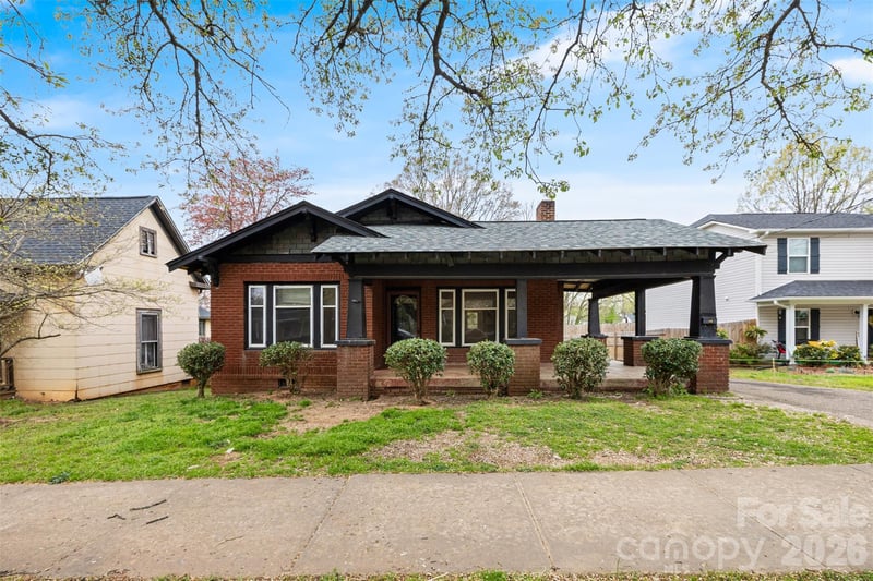 1134 Wilson W Lee Blvd, Statesville, NC 28677