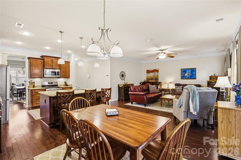 11824 Springpoint Ln, Charlotte, NC 28278