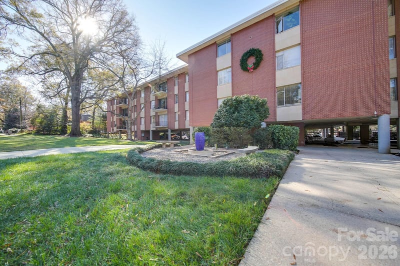 1300 Queens Rd #312, Charlotte, NC 28207
