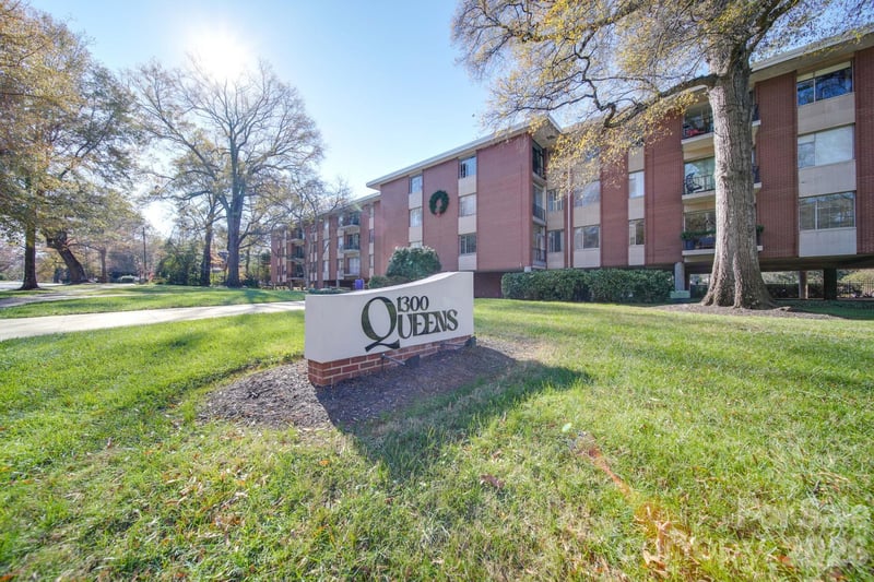1300 Queens Rd #312, Charlotte, NC 28207