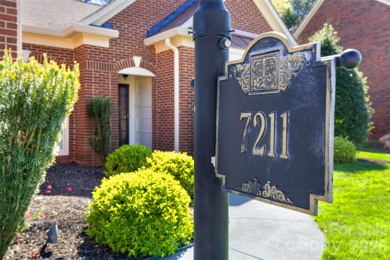 7211 Baniff Cir, Charlotte, NC 28277