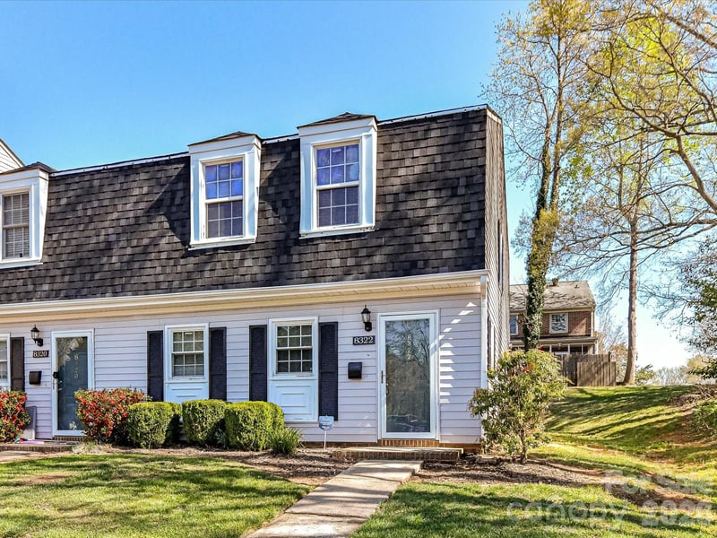 8322 Knights Bridge Rd, Charlotte, NC 28210