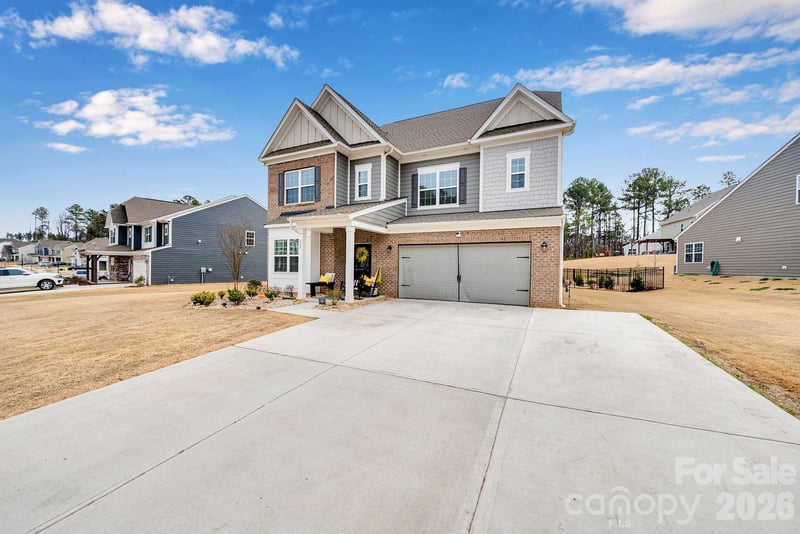 224 Hamptons Cove Rd, Troutman, NC 28166