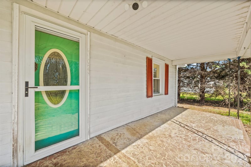 1315 Lithia Springs Rd, Shelby, NC 28150