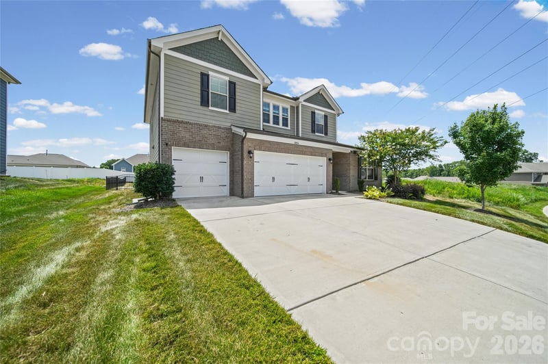 10054 Carousel Corral Dr, Midland, NC 28107
