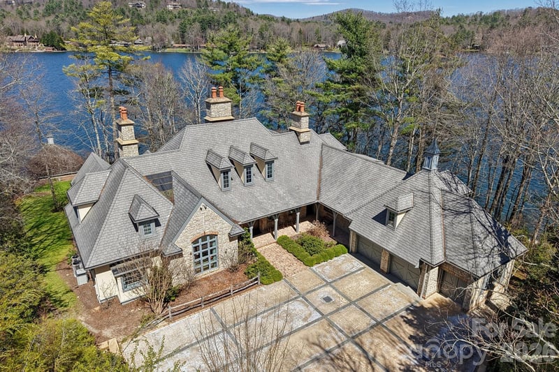 138 Indian Tc, Lake Toxaway, NC 28747