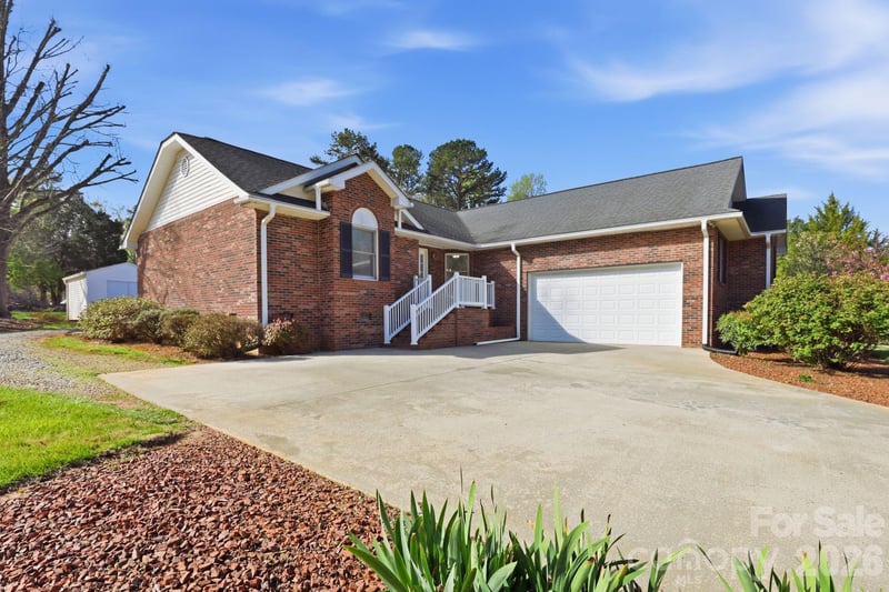 105 Stevens Rd, Salisbury, NC 28147