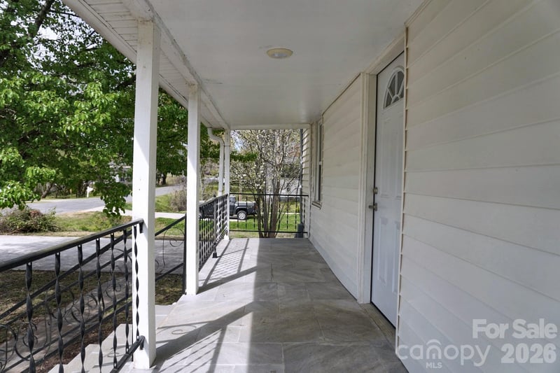 415 Georgia Ave, Bessemer City, NC 28016