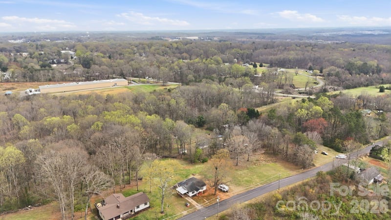 641 Central Dr, Statesville, NC 28677