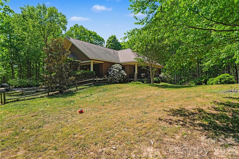 146 Harbor Watch Dr, Statesville, NC 28677