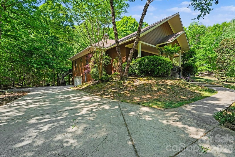 146 Harbor Watch Dr, Statesville, NC 28677