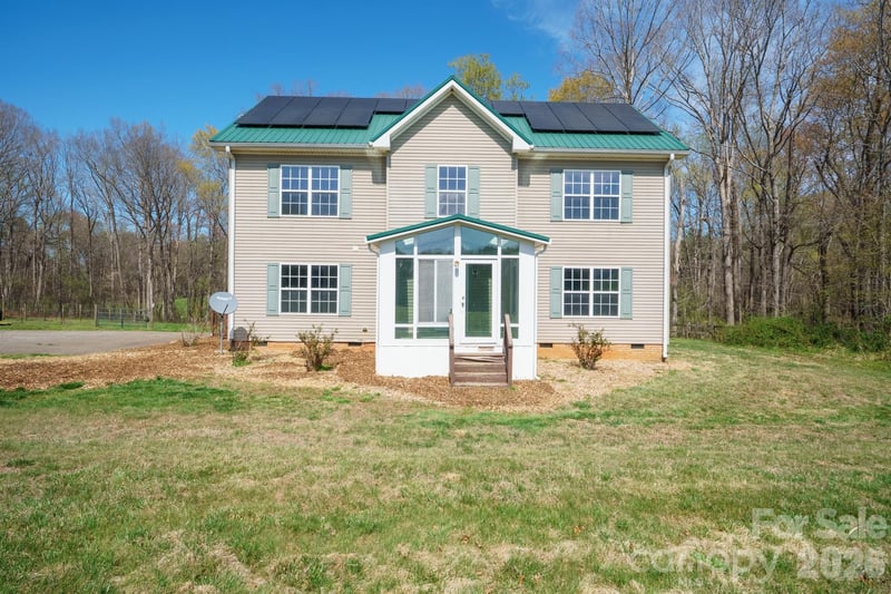 193 Red Hawk Ln, Olin, NC 28660