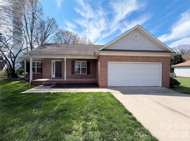 600 Emerson Dr, Mooresville, NC 28115