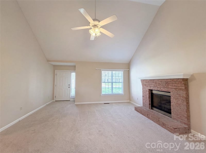 600 Emerson Dr, Mooresville, NC 28115