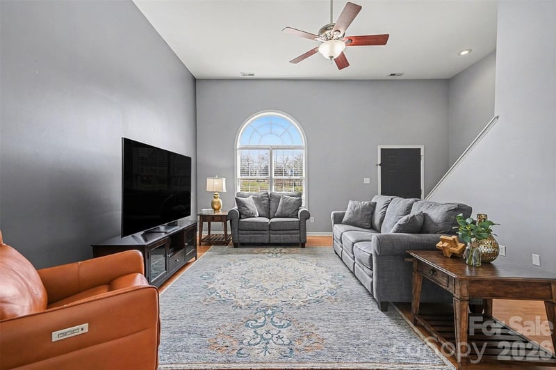 255 19th Ave, Hickory, NC 28602