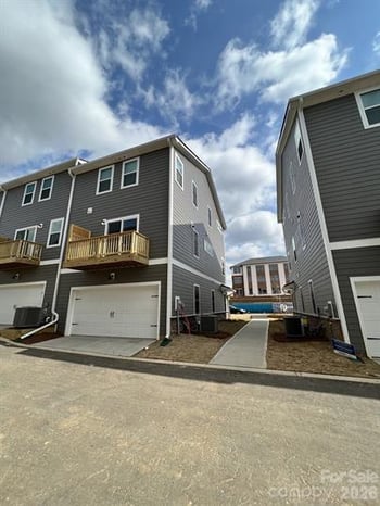 3754 Memorial Pw, Charlotte, NC 28217