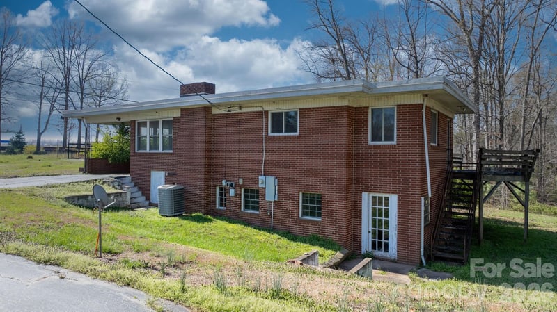 4914 Nc 10 Hw, Catawba, NC 28609