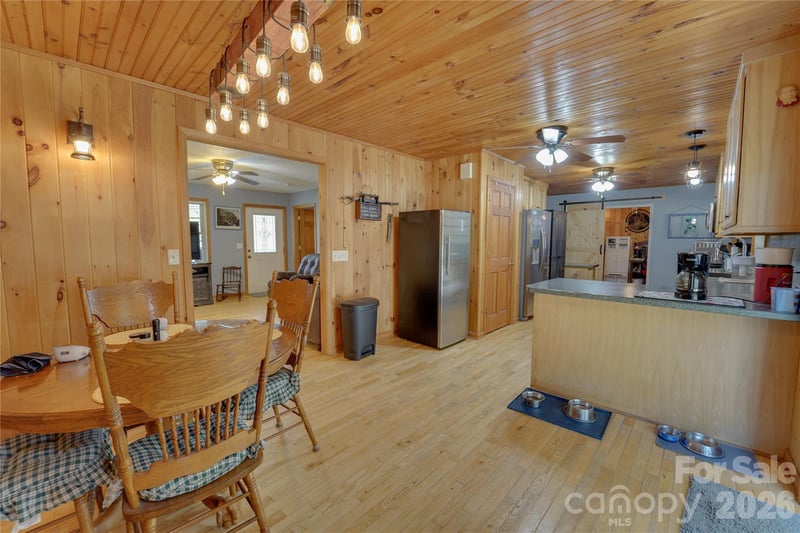 335 Icenhower Rd, Leicester, NC 28748