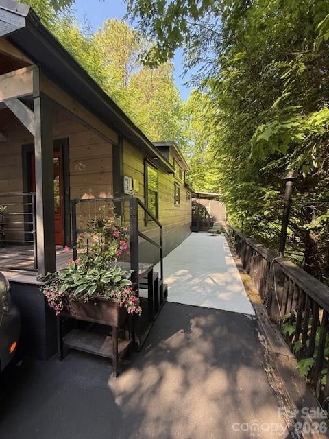 26 Cumberland Dr, Lake Toxaway, NC 28747