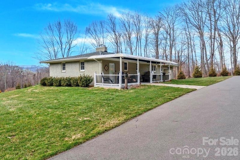 11974 Us Highway 421 Hw, Zionville, NC 28698