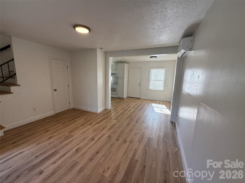 421 Honeywood Ave, Charlotte, NC 28216