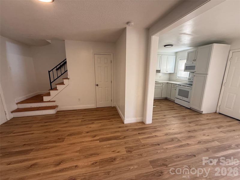 421 Honeywood Ave, Charlotte, NC 28216