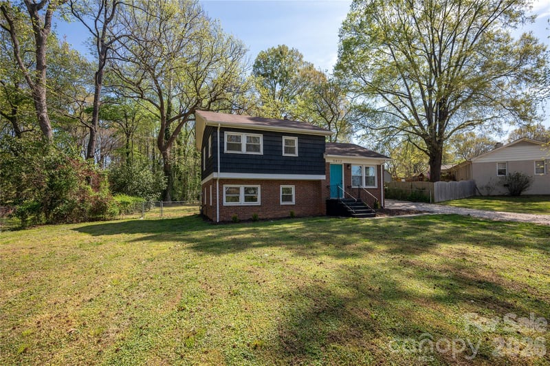 5412 Milhaven Ln, Charlotte, NC 28269